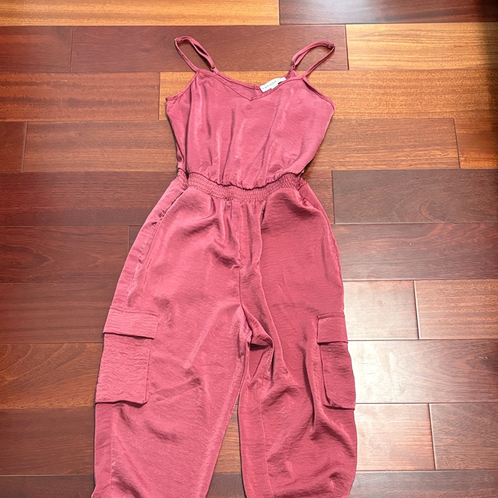 AND NOW THIS Women's Cargo Romper Jumpsuit in Dusty Rose